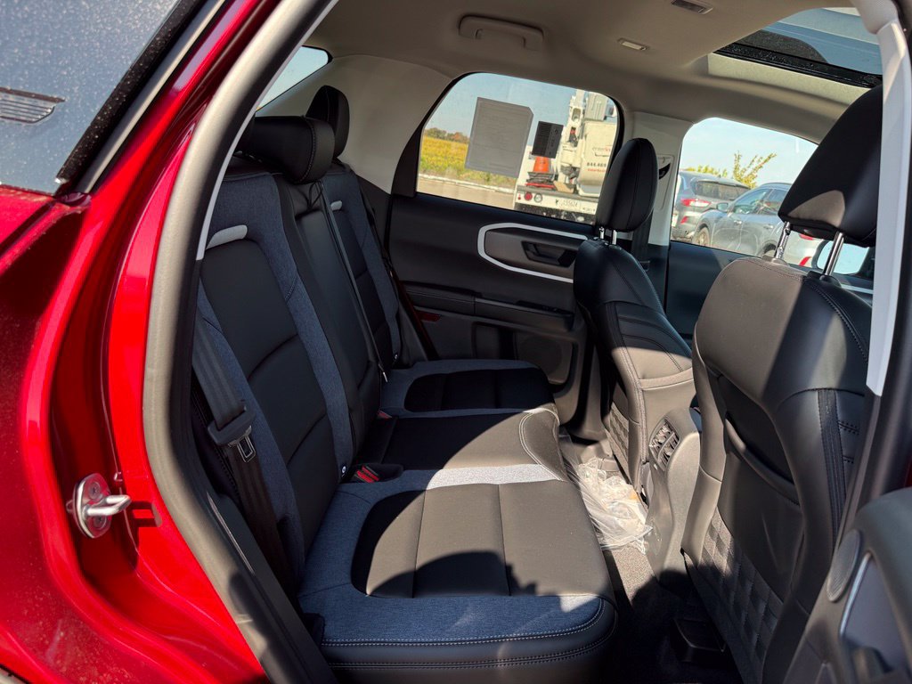 New 2026 Ford Bronco Sport Outer Banks w/ Outer Banks Tech Package+ AWD/4WD image 29