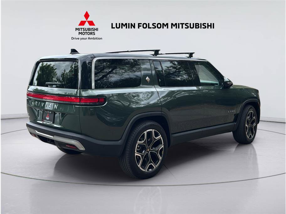 Used 2025 Rivian R1S Adventure Dual AWD/4WD image 5