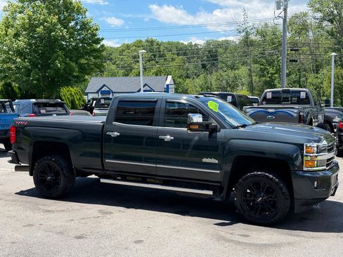 Used 2019 Chevrolet Silverado 3500 High Country w/ Duramax Plus Package AWD/4WD image 5