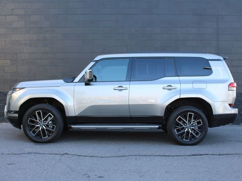 Used 2024 Lexus GX 550 GX 550 Premium+ image 9