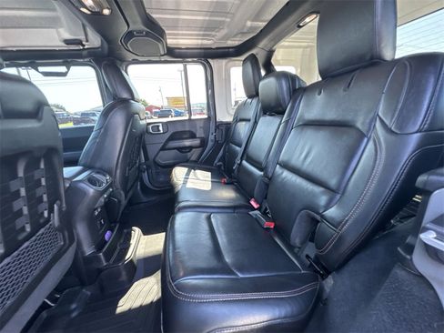 Used 2021 Jeep Wrangler Unlimited Rubicon w/ Trailer Tow Package image 27