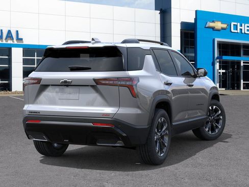 New 2026 Chevrolet Equinox RS w/ LPO, Floor Liner Package image 4