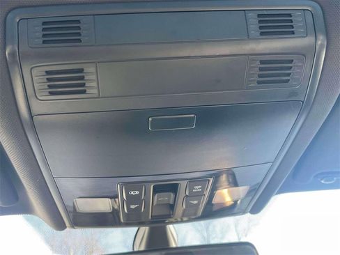 Used 2019 Volkswagen Jetta R-Line image 31