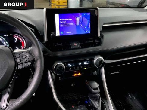 Used 2024 Toyota RAV4 LE image 6