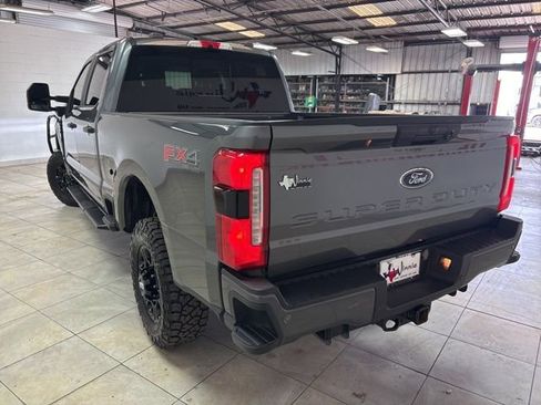Used 2024 Ford F250 XL w/ STX Appearance Package AWD/4WD image 8