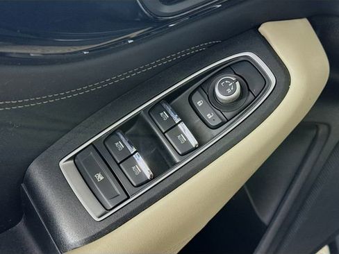 Used 2024 Subaru Outback Limited image 18