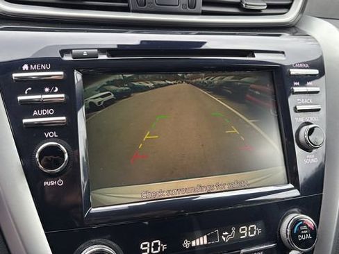 Used 2023 Nissan Murano SV image 26