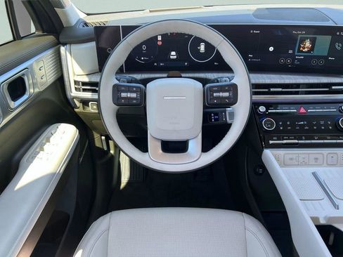 New 2025 Hyundai Santa Fe Calligraphy FWD image 10
