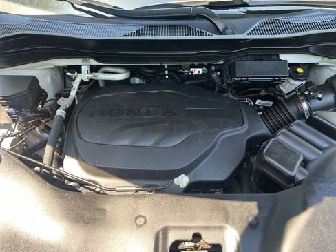 Used 2022 Honda Pilot Sport image 20