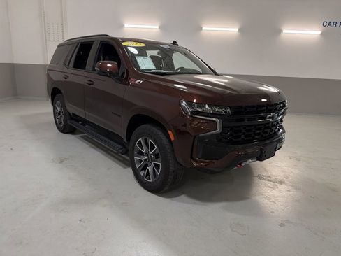 Used 2023 Chevrolet Tahoe Z71 w/ Luxury Package image 4