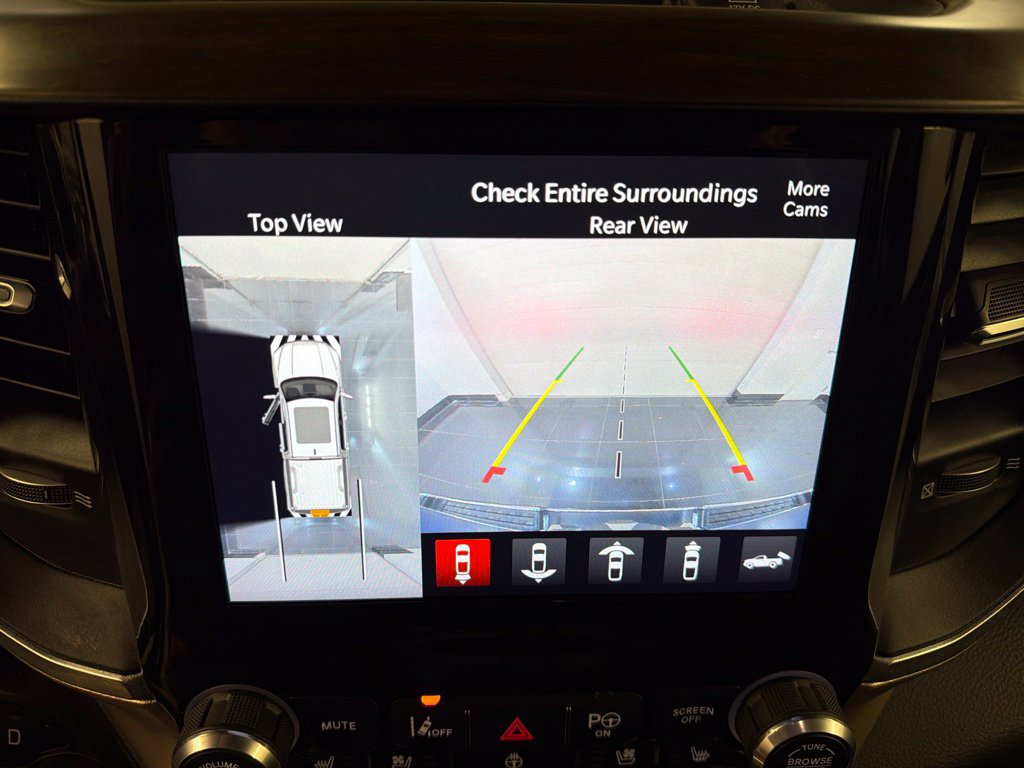 Used 2022 RAM 1500 Laramie AWD/4WD image 13