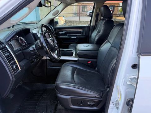 Used 2018 RAM 3500 Laramie AWD/4WD image 6