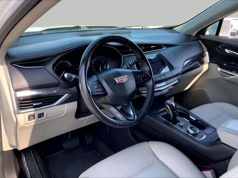 Used 2019 Cadillac XT4 Luxury FWD image 27