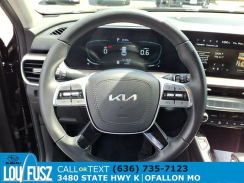 Used 2023 Kia Telluride S AWD/4WD image 18