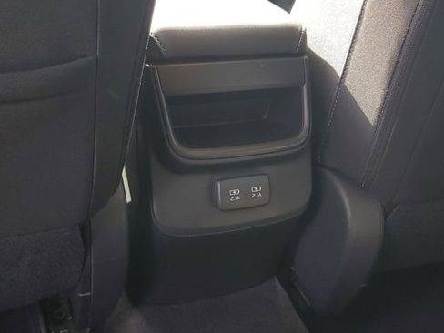 Used 2020 Subaru Outback Premium image 12