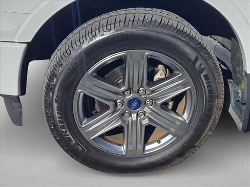 Used 2018 Ford F150 XLT w/ Equipment Group 302A Luxury image 20