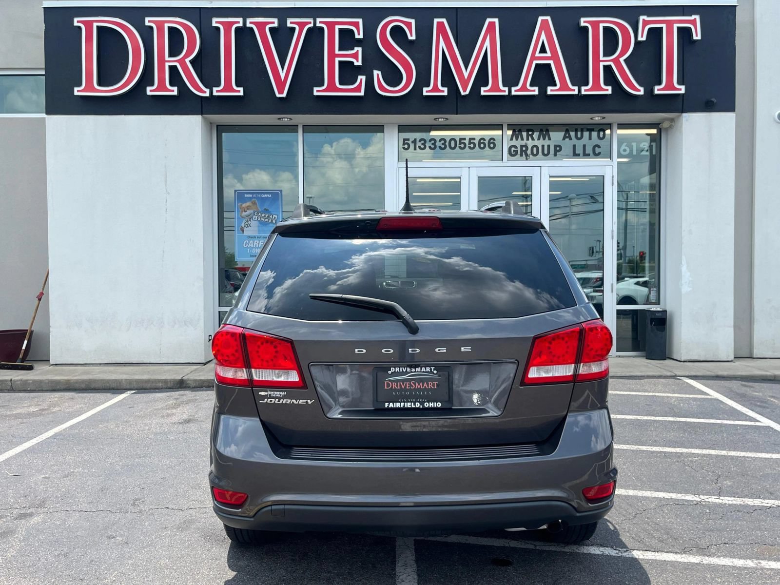Used 2019 Dodge Journey SE w/ Connectivity Group FWD image 6