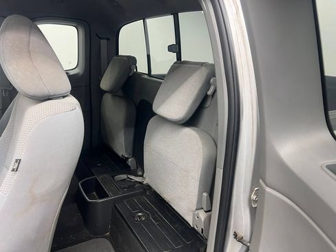 Used 2013 Toyota Tacoma 2WD Access Cab w/ Convenience Pkg image 11