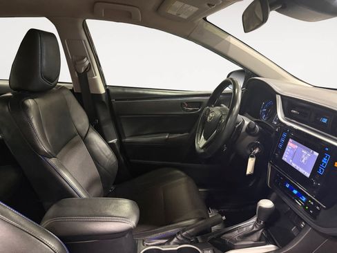 Used 2017 Toyota Corolla SE FWD image 16
