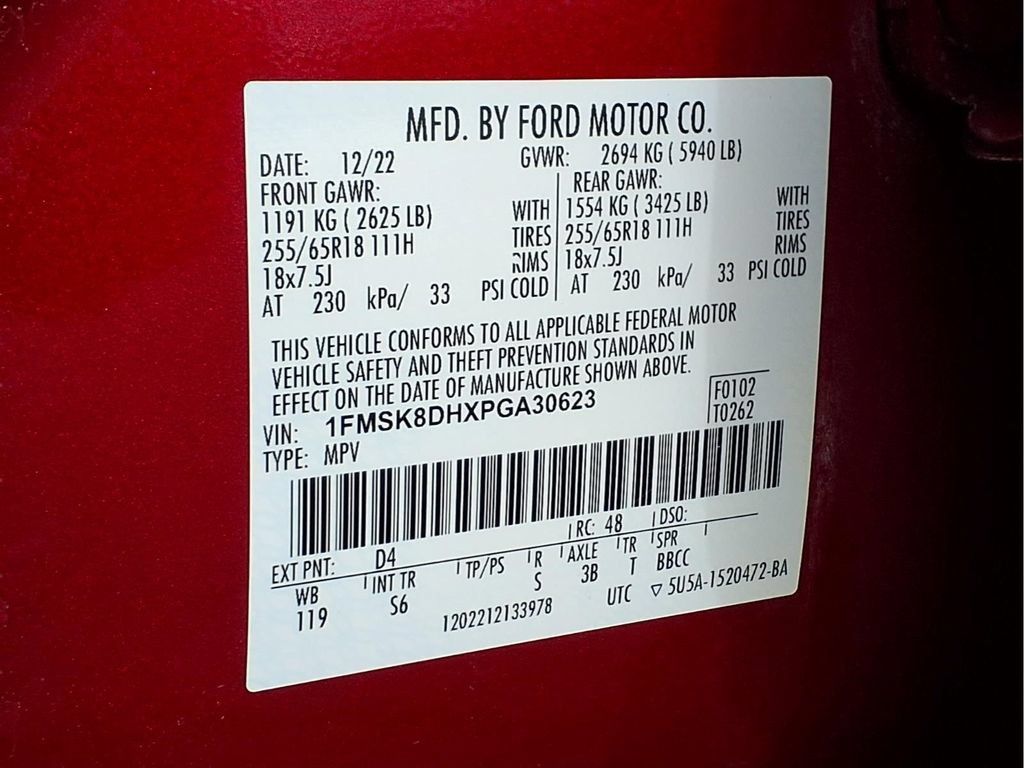 Used 2023 Ford Explorer XLT w/ Equipment Group 202A AWD/4WD image 25