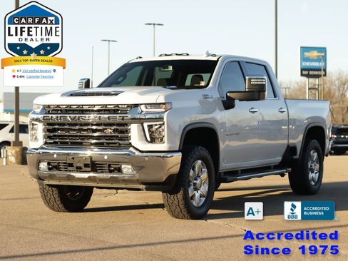 Used 2021 Chevrolet Silverado 2500 LTZ w/ LTZ Plus Package AWD/4WD image 3
