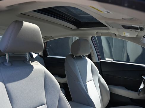 Used 2024 Honda Accord EX image 17