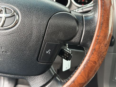 Used 2013 Toyota Tundra Limited w/ Memory Pkg AWD/4WD image 18