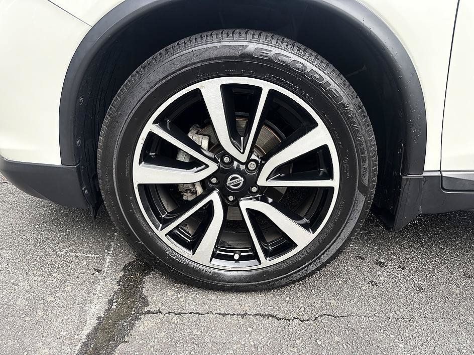 Used 2020 Nissan Rogue SL w/ Premium Package FWD image 8