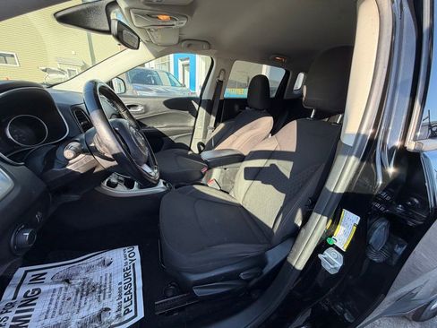 Used 2020 Jeep Compass Sport w/ Cold Weather Group image 9