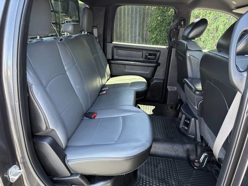 Used 2021 RAM 5500 Tradesman w/ Chrome Appearance Group AWD/4WD image 24