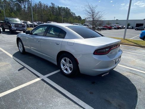 Used 2022 Dodge Charger SXT image 5