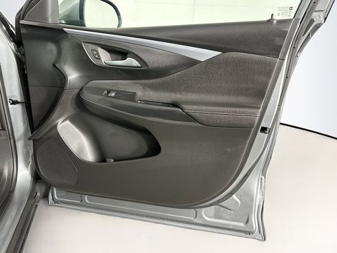 Used 2025 Buick Envista Preferred FWD image 30