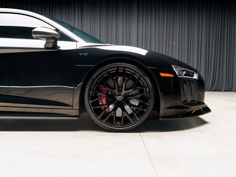 Used 2017 Audi R8 V10 plus image 34
