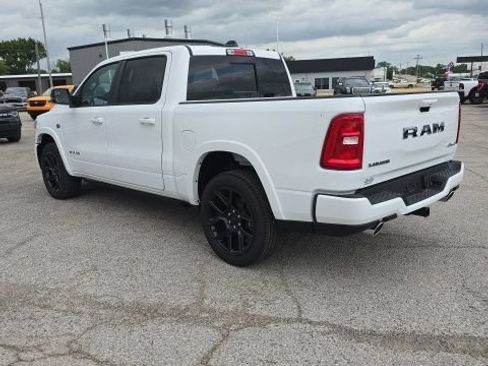 New 2026 RAM 1500 Laramie AWD/4WD image 7