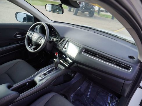 Used 2021 Honda HR-V EX image 31