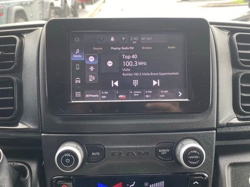 Used 2024 RAM ProMaster 2500 w/ Convenience Group image 21