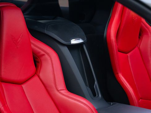 Used 2025 Chevrolet Corvette Z06 RWD image 64