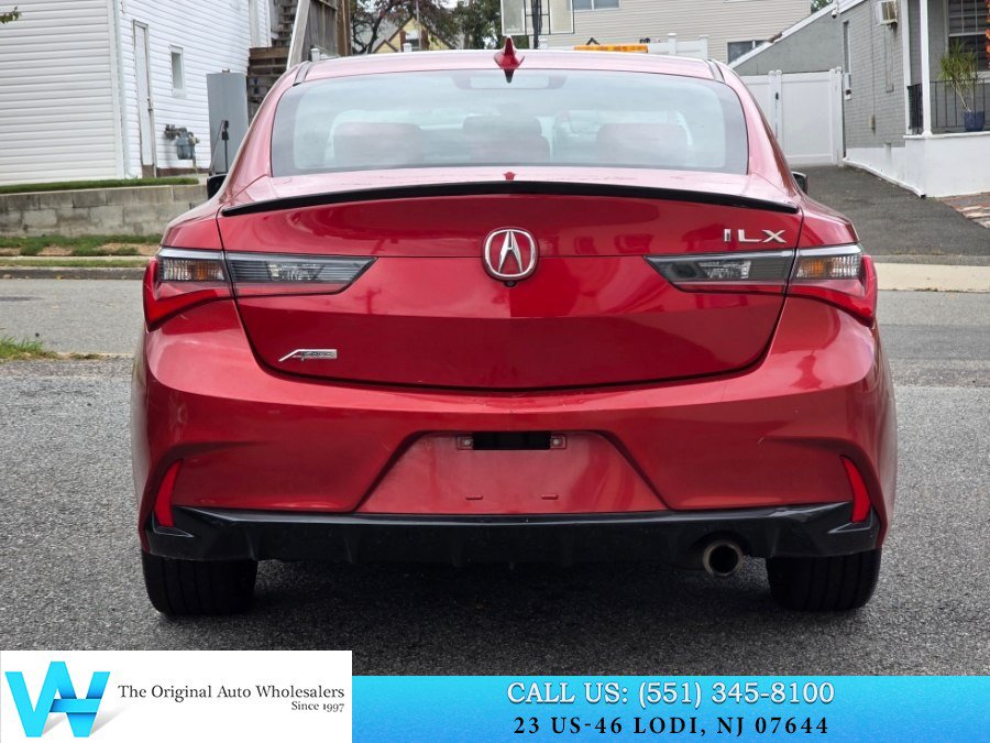 Used 2019 Acura ILX FWD image 5