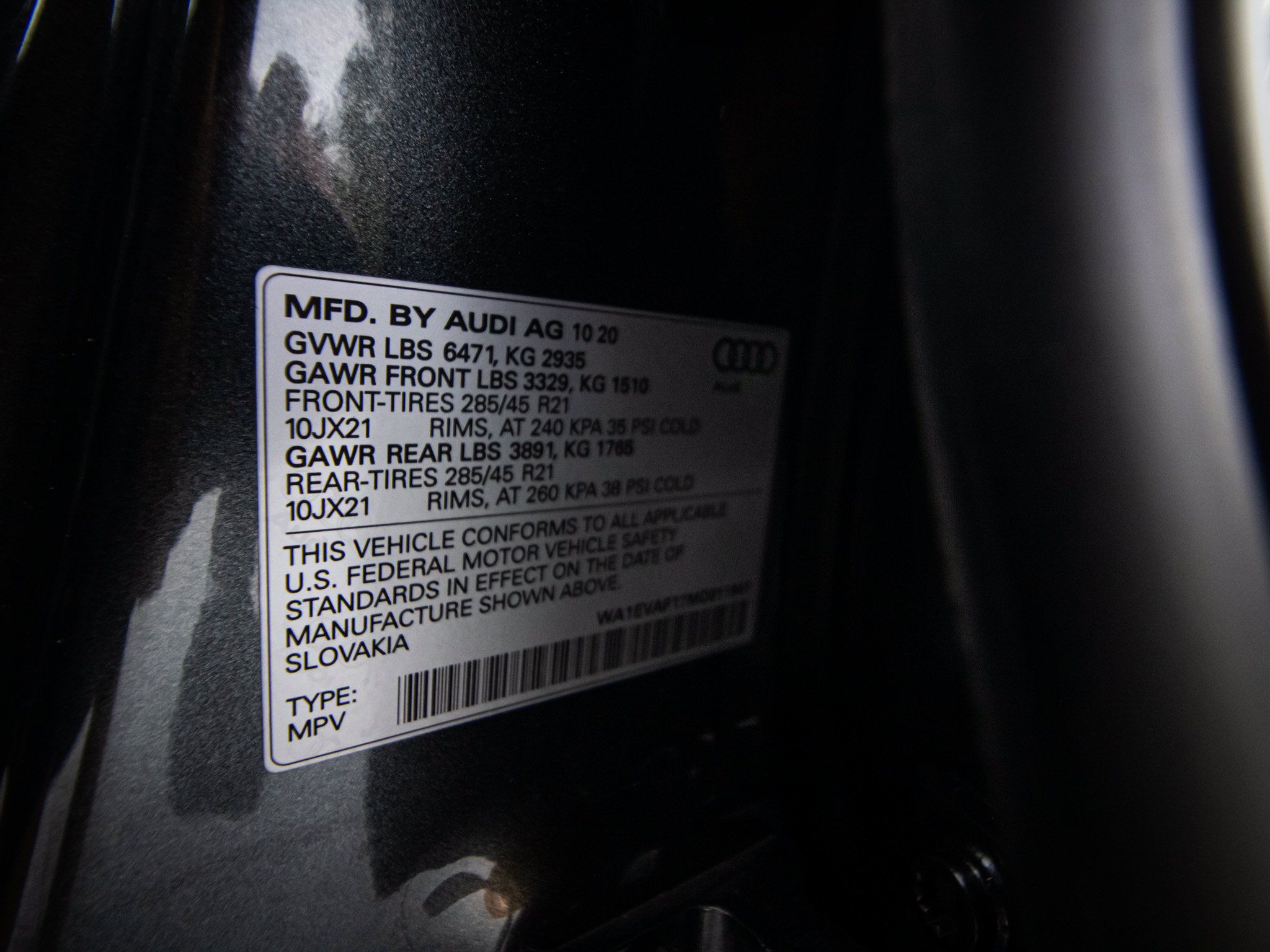 Used 2021 Audi Q8 Premium Plus AWD/4WD image 35