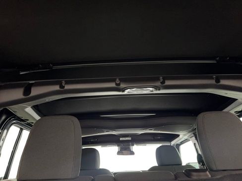 Used 2024 Jeep Wrangler Willys image 76