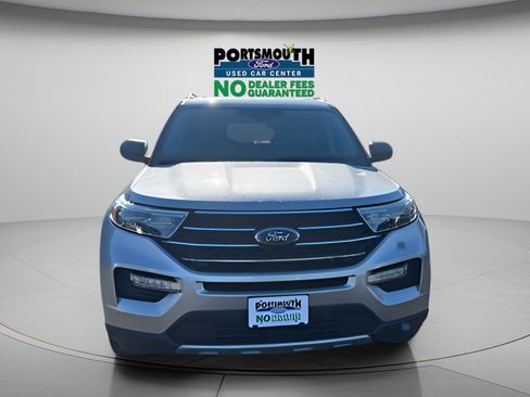 Used 2022 Ford Explorer XLT w/ Equipment Group 202A AWD/4WD image 9