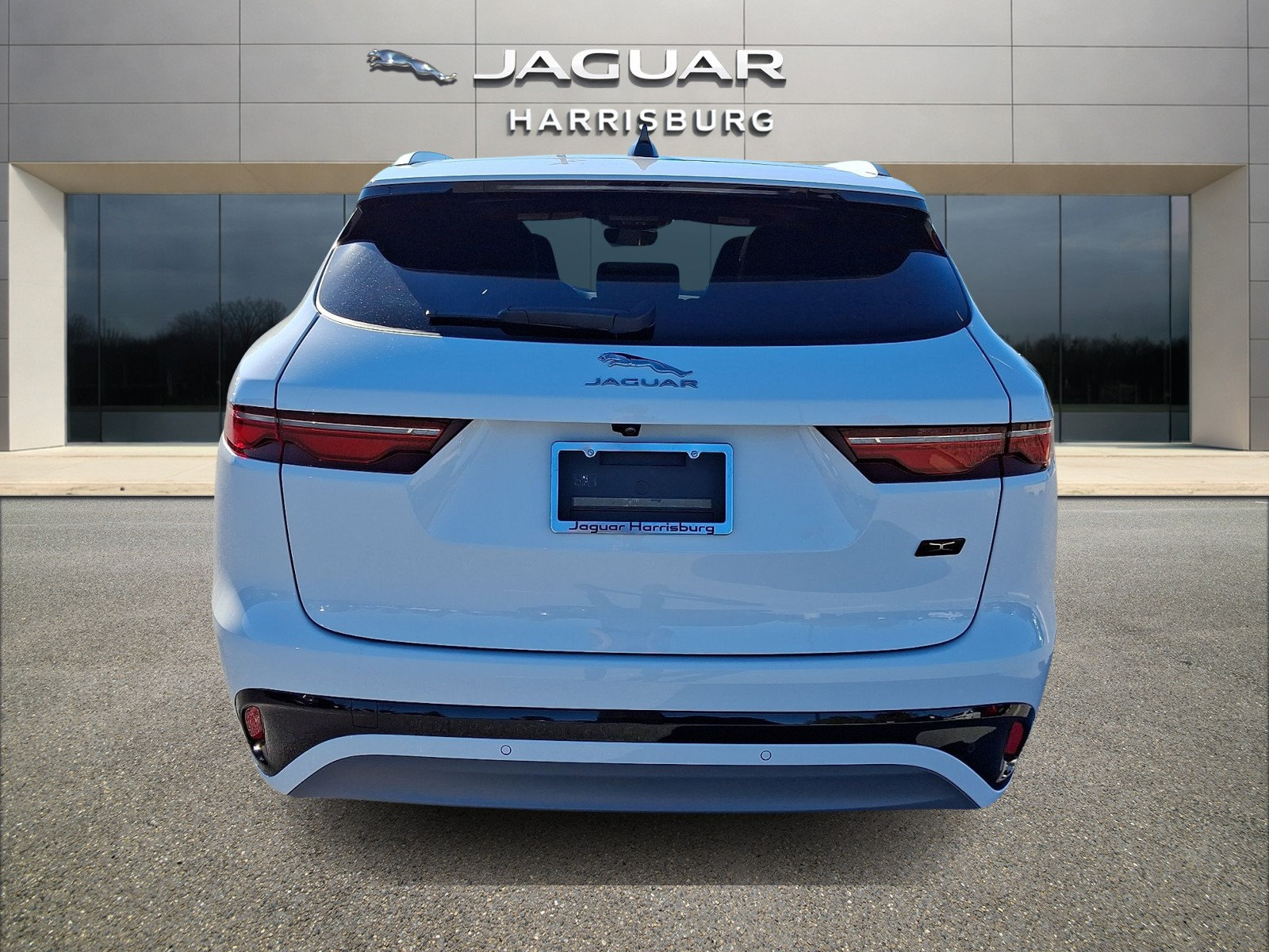 Used 2026 Jaguar F-PACE R-Dynamic S AWD/4WD image 3