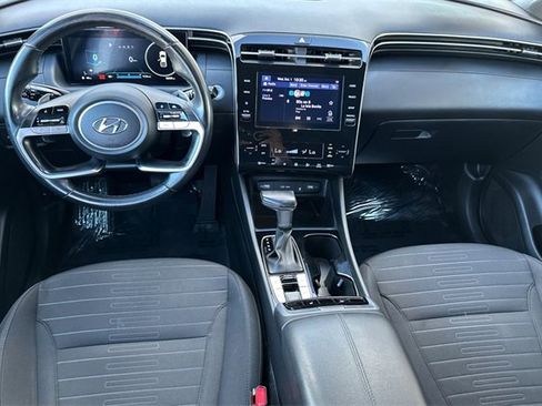 Used 2022 Hyundai Santa Cruz SEL Premium image 5