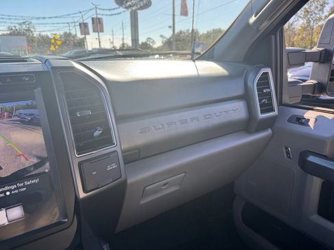 Used 2019 Ford F250 XLT w/ XLT Premium Package image 35