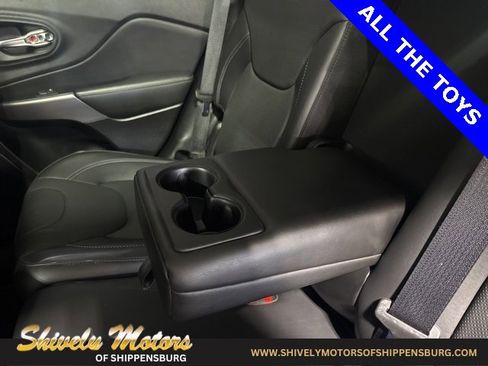 Certified 2021 Jeep Cherokee Limited w/ Elite Package image 32