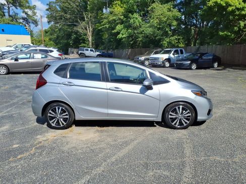 Used 2019 Honda Fit EX image 2