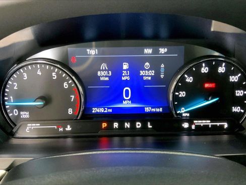 Used 2022 Ford Explorer XLT w/ Equipment Group 202A image 23