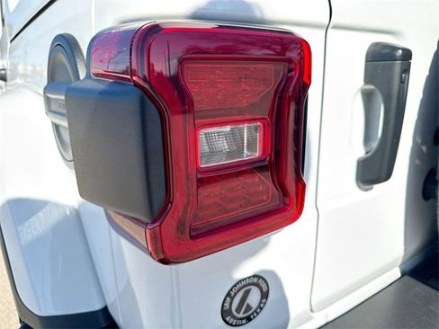 Used 2024 Jeep Wrangler Sahara w/ Technology Group image 38