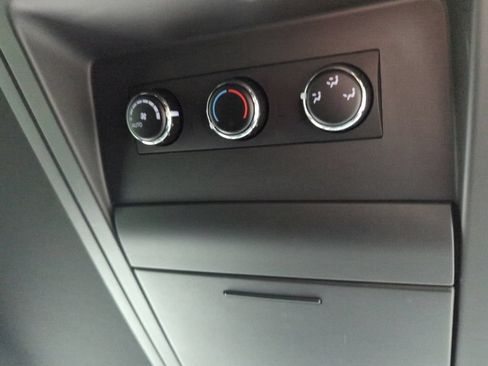 Used 2017 Dodge Grand Caravan GT FWD image 31