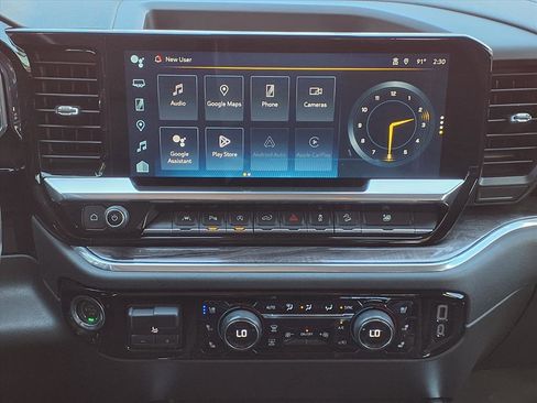 Used 2023 Chevrolet Silverado 1500 LTZ image 10